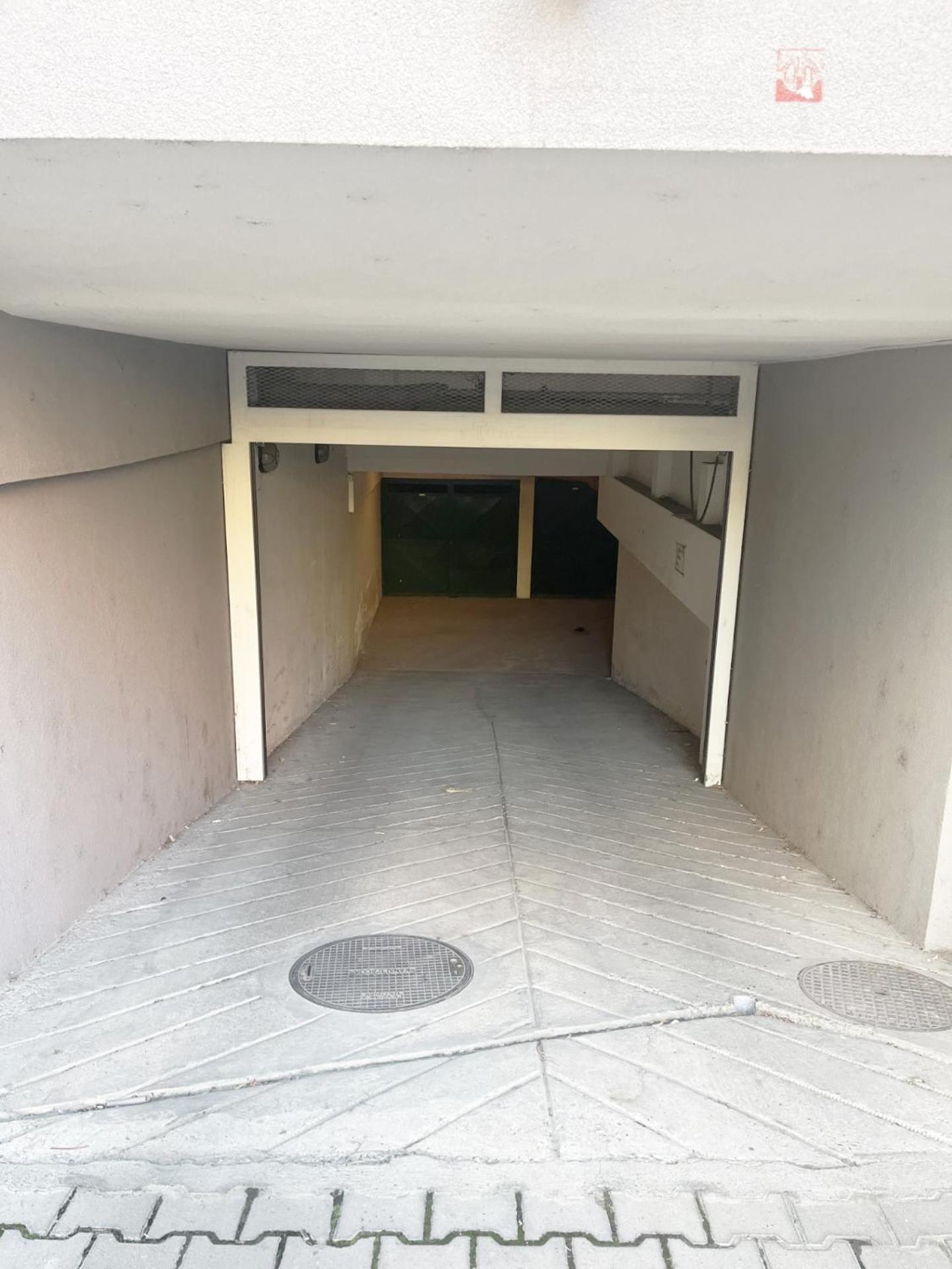 Apartment Vera With Free Garage ノヴィ・サド エクステリア 写真