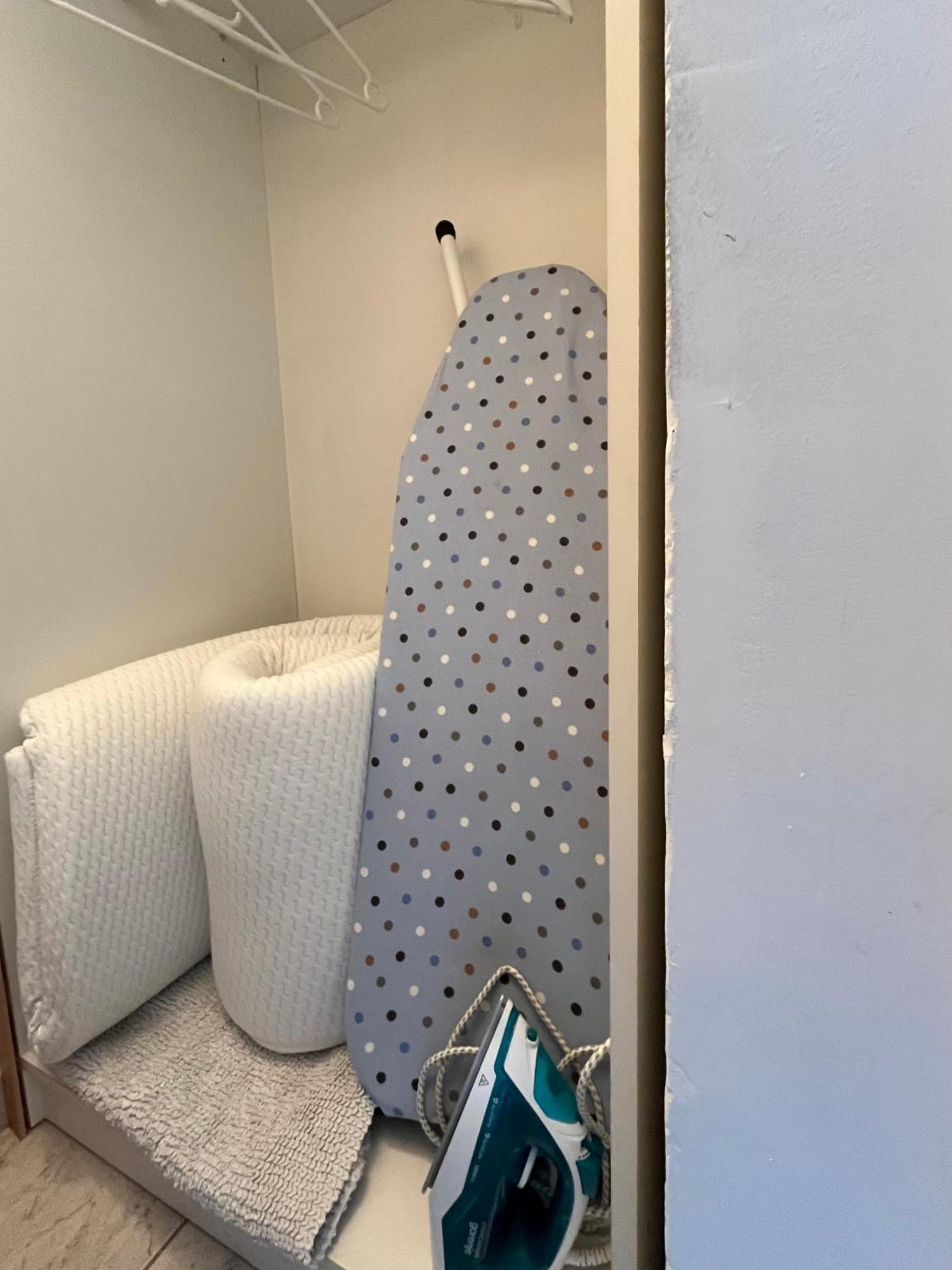 Apartment Vera With Free Garage ノヴィ・サド エクステリア 写真